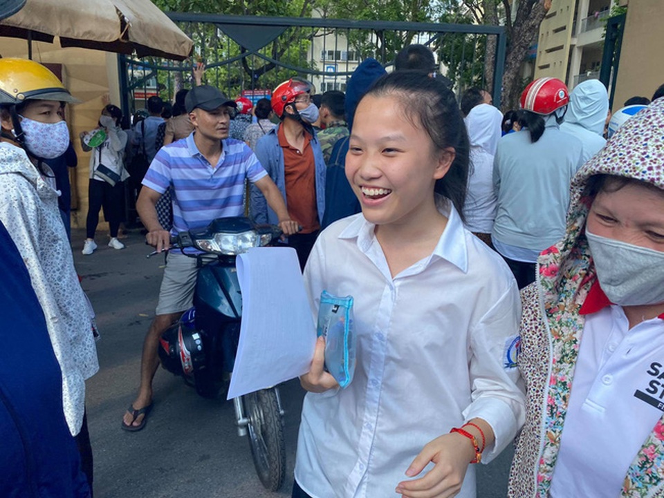 Nghịch lý thi vào 10: Điểm cao nhưng khó “đậu” - 2 Nghịch lý thi vào 10: Điểm cao nhưng khó “đậu” - 2