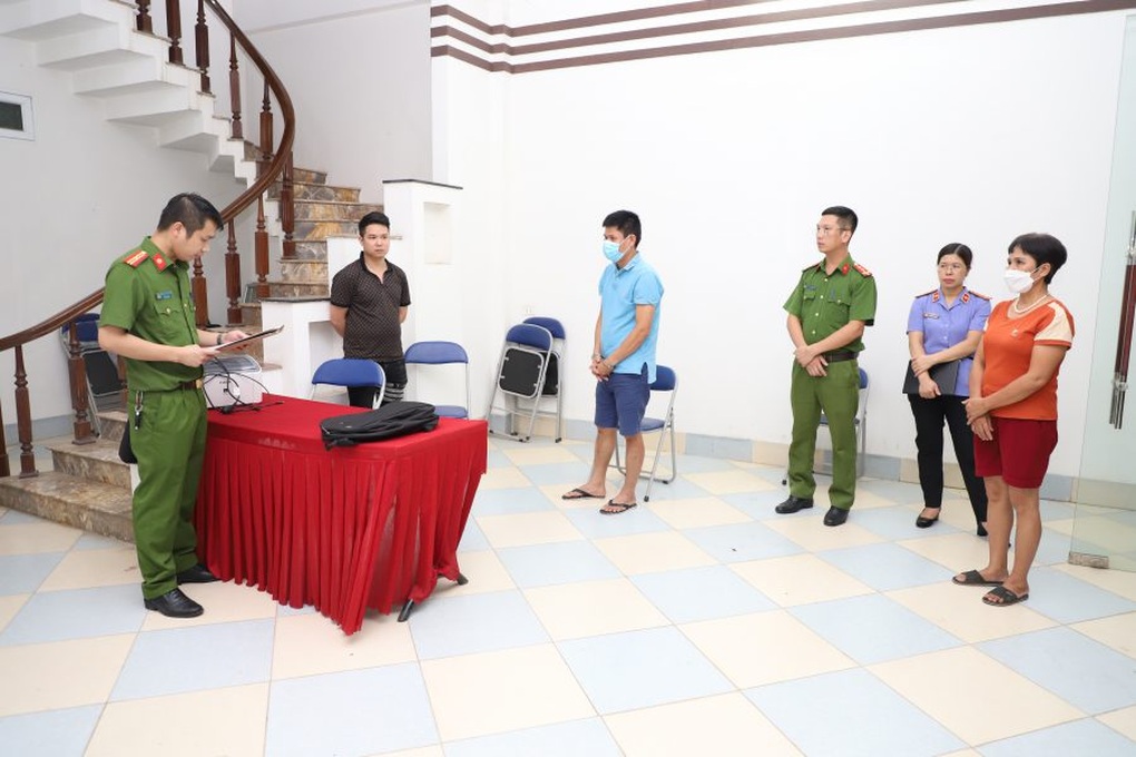 Bắt Chủ tịch Hội đồng thành viên Công ty đấu giá Hợp danh Trường Phát - 1 Bắt Chủ tịch Hội đồng thành viên Công ty đấu giá Hợp danh Trường Phát - 1