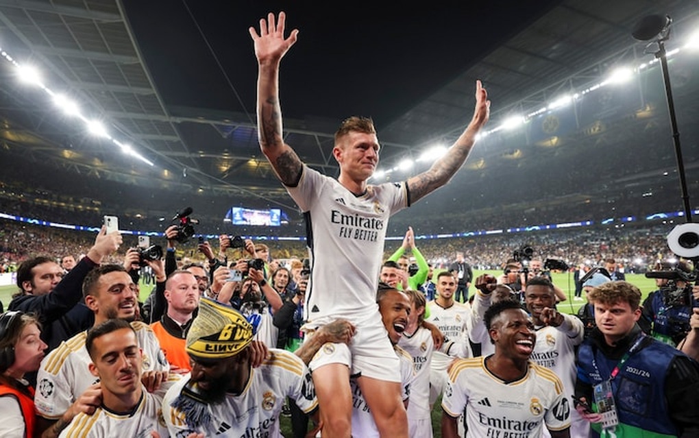 Real Madrid bơi trong tiền sau khi vô địch Champions League - 2