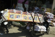 Làng nghề vàng mã "sôi sùng sục" trước ngày rằm tháng Bảy