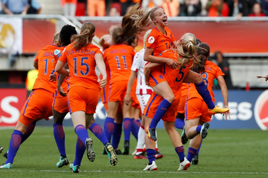 Ngôi sao Hà Lan tuyên bố muốn đánh bại tuyển nữ Việt Nam