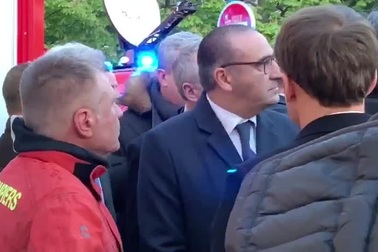 Vụ cháy Nhà thờ Đức Bà Paris nhìn từ trên cao