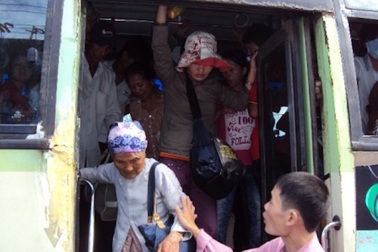 TPHCM miễn phí vé xe buýt cho người 70 tuổi trở lên