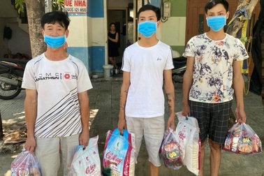 Đà Nẵng lên phương án đưa lao động ngoại tỉnh bị “mắc kẹt” về quê