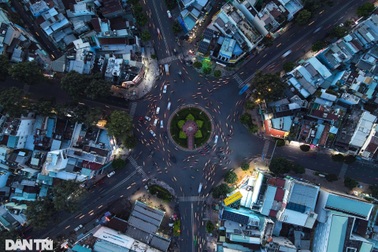 Chuyên gia: Chỉ nên coi việc thu phí vào nội đô TPHCM là "thuốc giảm đau"