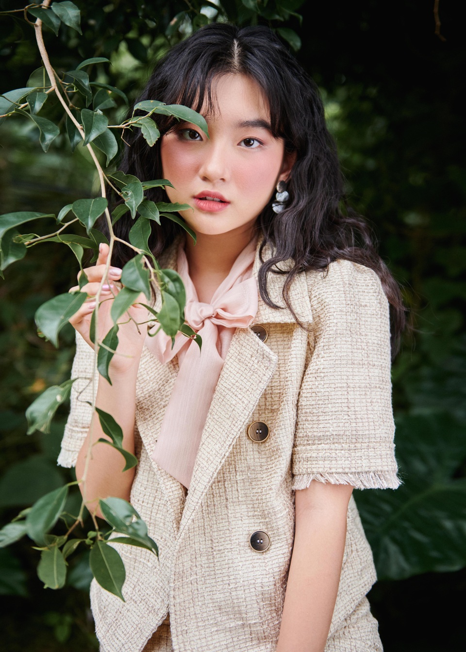 Nữ sinh xinh đẹp, học giỏi đúng chất con nhà người ta - 4 Nữ sinh xinh đẹp, học giỏi đúng chất con nhà người ta - 4