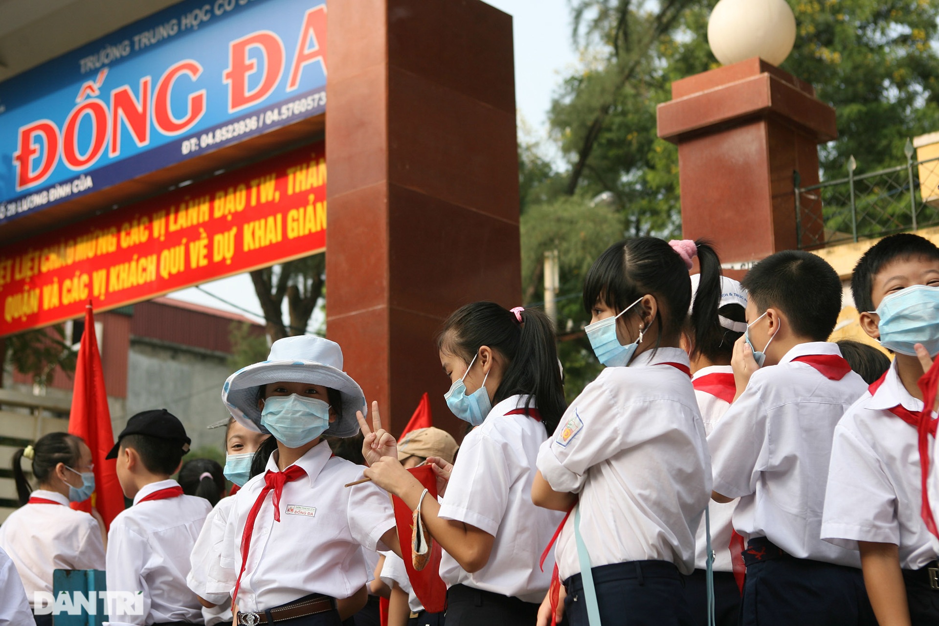 Nhìn lại Lễ khai giảng đặc biệt 12 năm trước trong đại dịch cúm A/H1N1 - 1 Nhìn lại Lễ khai giảng đặc biệt 12 năm trước trong đại dịch cúm A/H1N1 - 1