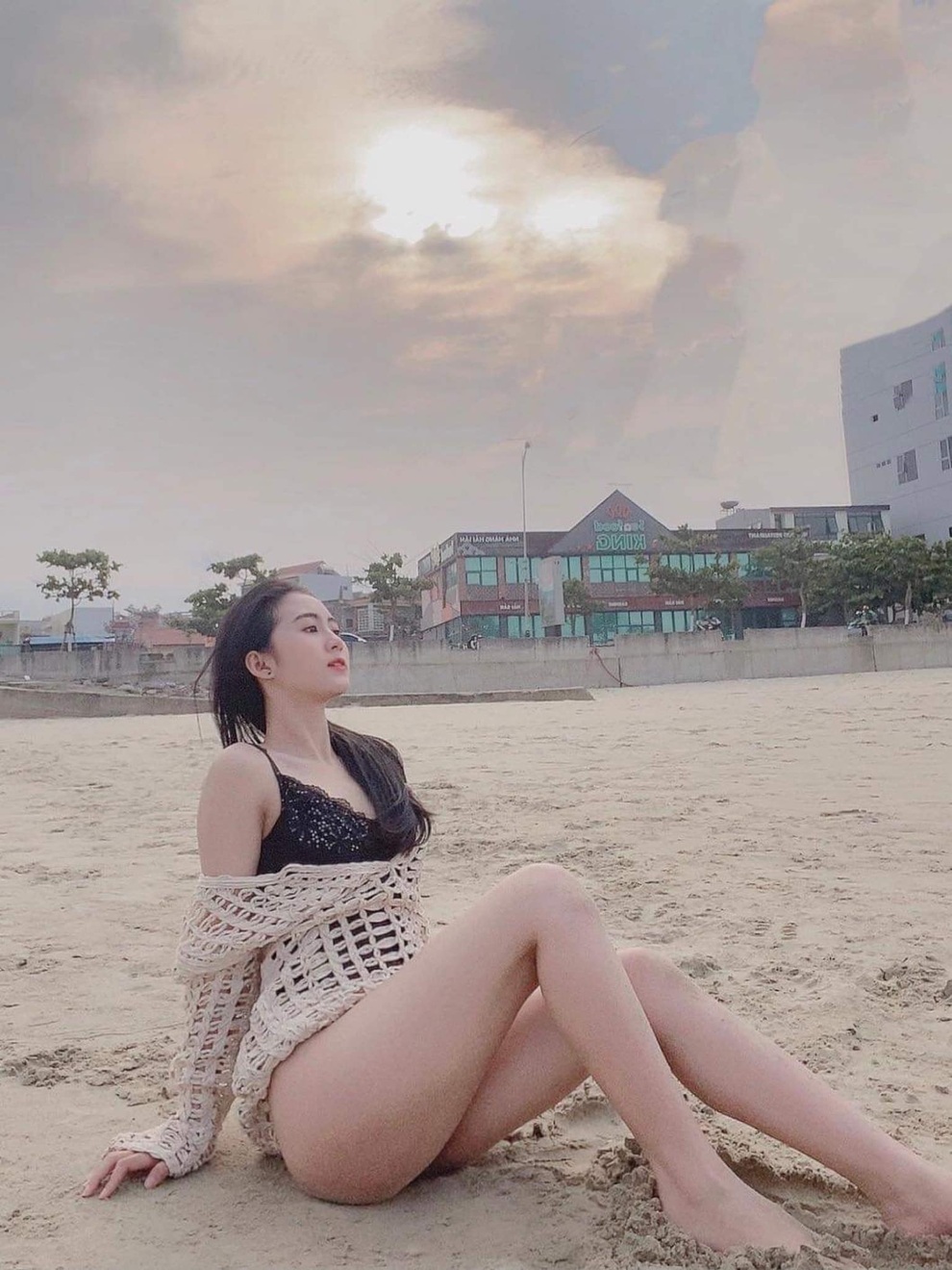 Hot girl Đà Nẵng: Sống thoáng bên ngoài không có nghĩa là hư hỏng bên trong - 8 Hot girl Đà Nẵng: Sống thoáng bên ngoài không có nghĩa là hư hỏng bên trong - 8