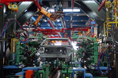 Truy thu thuế với các liên doanh ô tô: Mâu thuẫn từ chính sách