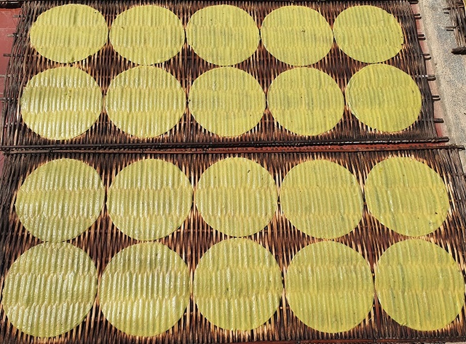 Về xứ dừa Tam Quan thưởng thức món bánh tráng khoai lang - 6 Về xứ dừa Tam Quan thưởng thức món bánh tráng khoai lang - 6