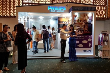Philips giới thiệu thế hệ đèn LED thông minh 2017