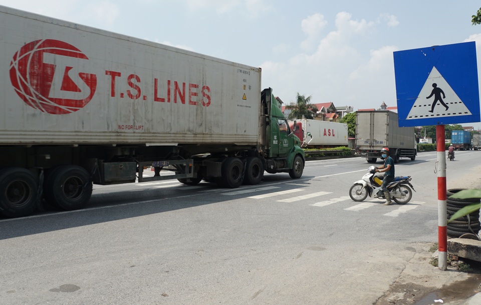 Chi 840 tỷ đồng để sửa chữa 30km quốc lộ 5 - 6