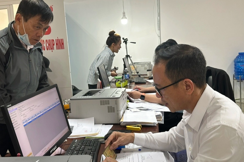 Đắk Lắk triển khai phong trào “Bình dân học vụ số” đến tận thôn, buôn - 2 Đắk Lắk triển khai phong trào “Bình dân học vụ số” đến tận thôn, buôn - 2