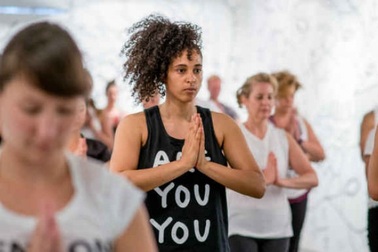 Giảm đau khớp sau 8 tuần tập Yoga