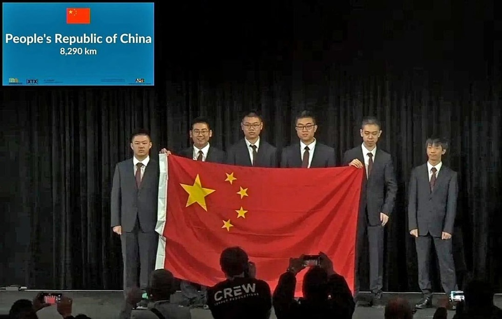 Tình bạn 9 năm của 2 nam sinh cùng đạt huy chương vàng Olympic toán quốc tế - 2