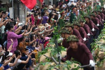 Cuộc tề tựu đồng bào trong "ngày vui nhất" miền Tây Bắc