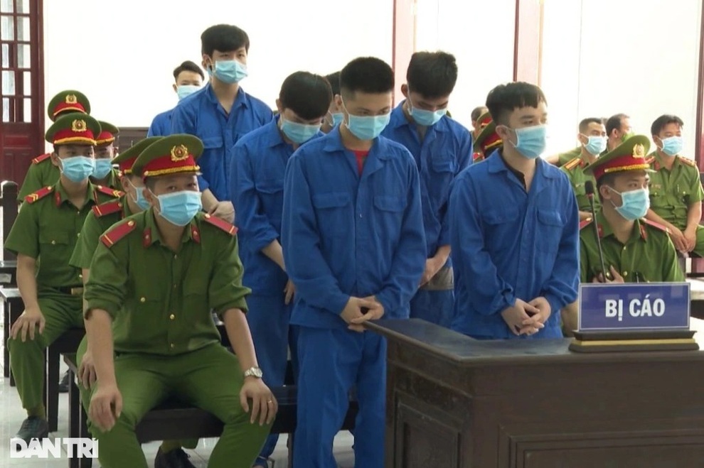 8 thanh niên vào tù bóc lịch sau cuộc ẩu đả vì mẫu thuẫn cá nhân - 1 8 thanh niên vào tù bóc lịch sau cuộc ẩu đả vì mẫu thuẫn cá nhân - 1