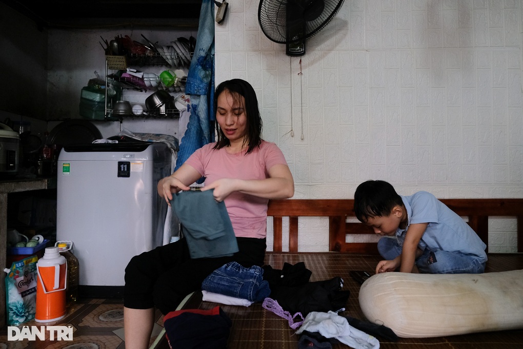 Nghỉ 5 ngày lễ, công nhân nghèo vừa về quê vừa lo - 5 Nghỉ 5 ngày lễ, công nhân nghèo vừa về quê vừa lo - 5
