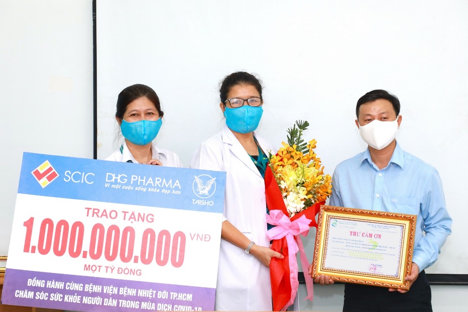 Dược Hậu Giang đồng hành với các bệnh viện tuyến đầu phòng dịch - 1 Dược Hậu Giang đồng hành với các bệnh viện tuyến đầu phòng dịch - 1