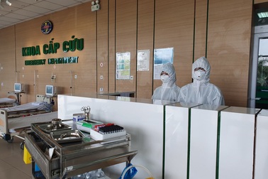 Bác gái bệnh nhân Covid-19 số 17 nằm viện 54 ngày, qua giai đoạn khó khăn