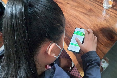 TPHCM: Nữ sinh vay app bị 400 số điện thoại khủng bố, ghép ảnh trên bàn thờ