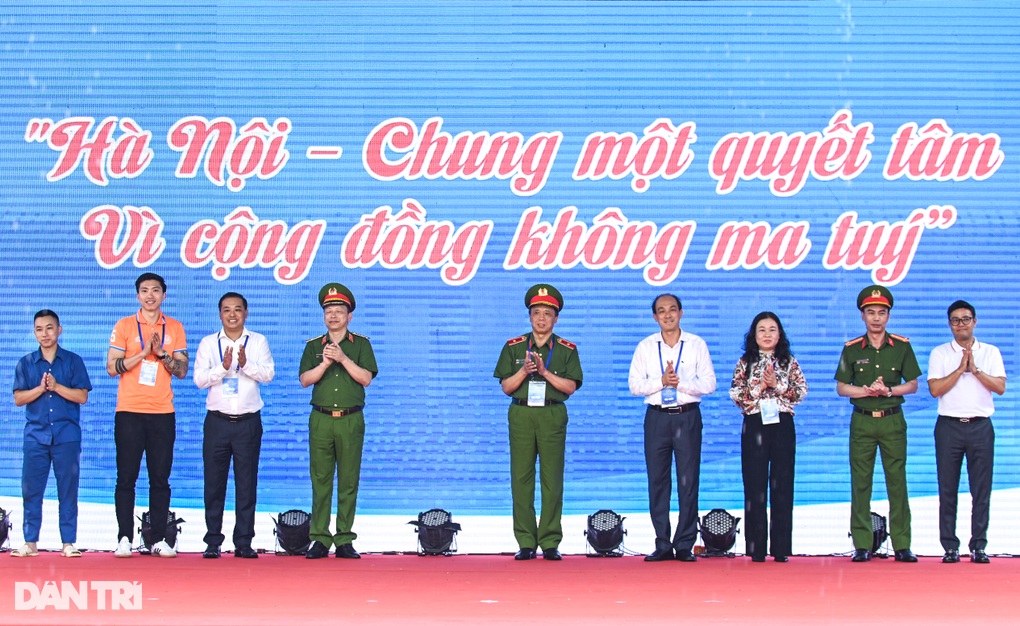 Tổng rà soát, quản lý chặt chẽ các đối tượng loạn thần, ngáo đá ở Hà Nội - 2 Tổng rà soát, quản lý chặt chẽ các đối tượng loạn thần, ngáo đá ở Hà Nội - 2