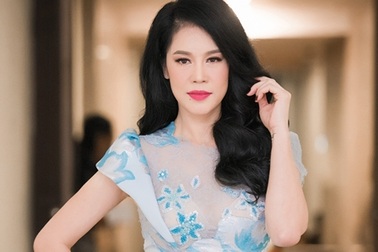 “Người tình” âm nhạc “tố” Thu Phương thích khoe thời trang hơn hát