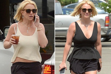 Britney Spears diện quần short khoe chân thon