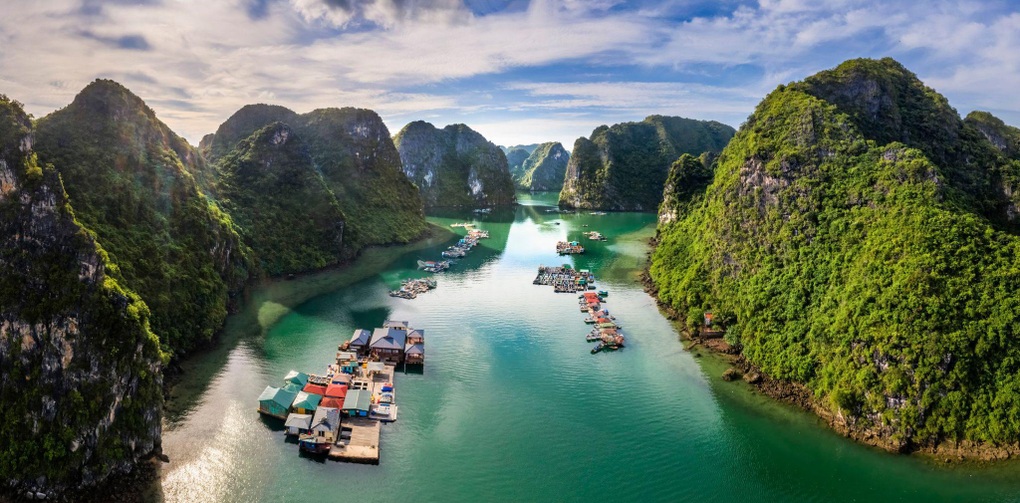 Quảng Ninh hút khách du lịch dịp cuối năm - 1 Quảng Ninh hút khách du lịch dịp cuối năm - 1