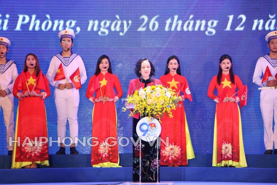 Phát động 90 ngày thi đua cao điểm chào mừng Đại hội Đảng toàn quốc - 2 Phát động 90 ngày thi đua cao điểm chào mừng Đại hội Đảng toàn quốc - 2
