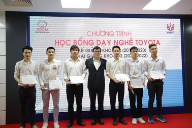 Cơ hội giành học bổng dạy nghề 2 năm của Toyota