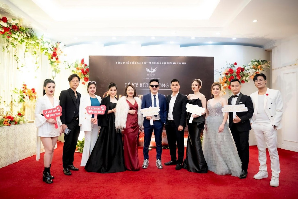 Công ty Phoenix Pharma ra mắt Đại sứ thương hiệu miền Nam - 2 Công ty Phoenix Pharma ra mắt Đại sứ thương hiệu miền Nam - 2