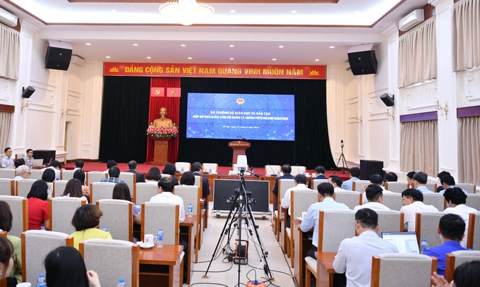 Bộ trưởng nhận lỗi chưa làm cho xã hội hiểu được ngành giáo dục - 2