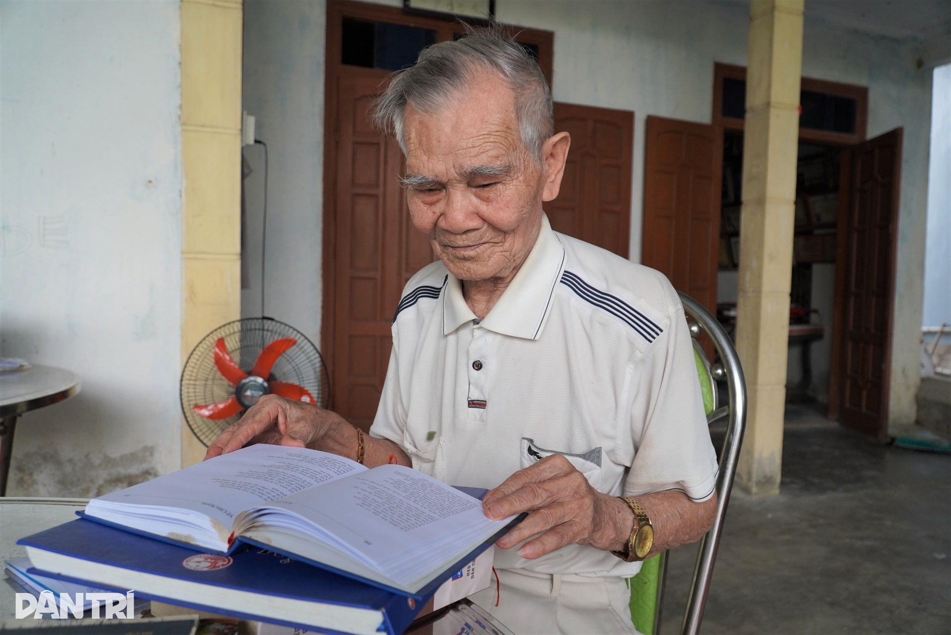 Cụ ông 101 tuổi làm những việc khó tin mỗi ngày - 2 Cụ ông 101 tuổi làm những việc khó tin mỗi ngày - 2