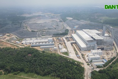 Mục sở thị nhà máy "biến" rác thành điện lớn nhất Việt Nam