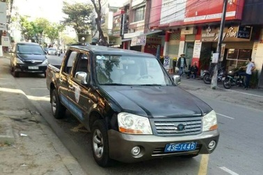 Phạt xe biển xanh vi phạm từ thông tin người dân phản ánh qua Facebook