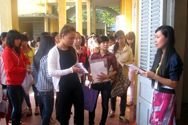 Tỷ lệ thí sinh làm thủ tục dự thi đợt 2 cao