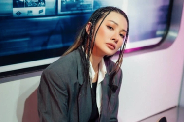 Yaya Trương Nhi tái xuất ấn tượng sau thời gian "ở ẩn" đi học