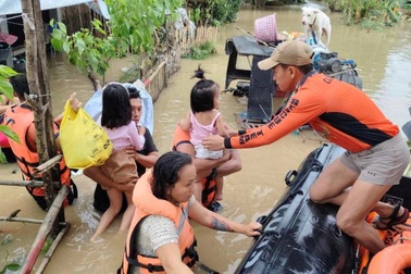 Philippines chao đảo khi 5 cơn bão lớn tấn công trong 3 tuần liên tiếp