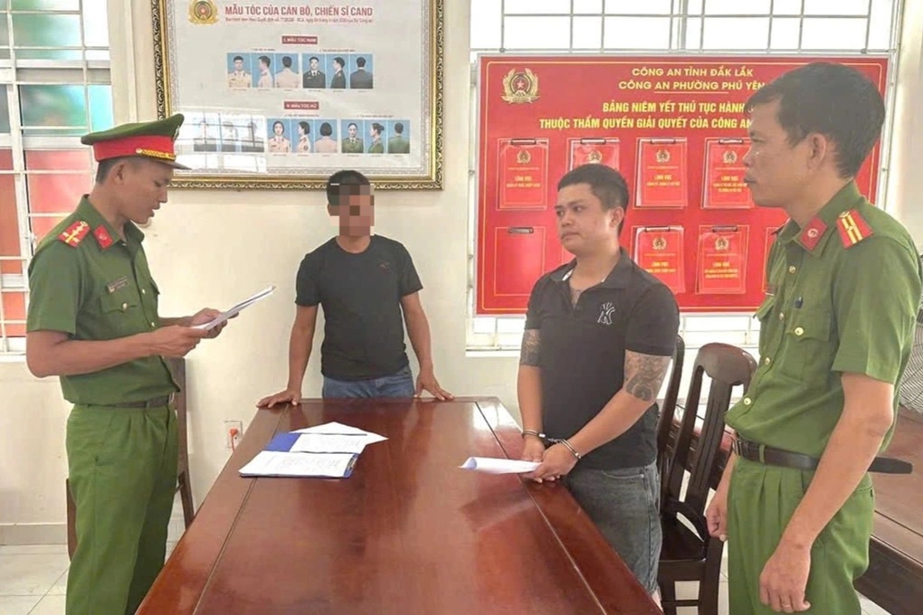 Vụ bị khởi tố vì trộm một con cá: Cá huyết long đắt đỏ ra sao? - 2 Vụ bị khởi tố vì trộm một con cá: Cá huyết long đắt đỏ ra sao? - 2