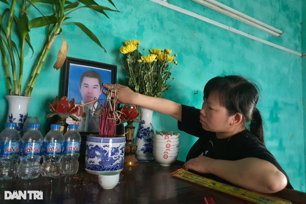 Mỗi khi nghe con nói thèm thịt, thèm sữa, lòng em đau xót - 5 Mỗi khi nghe con nói thèm thịt, thèm sữa, lòng em đau xót - 5
