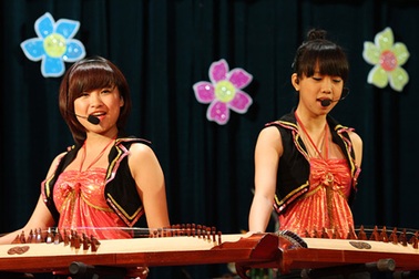 Xem “tân binh” trường Marie Curie trổ tài chào năm học mới