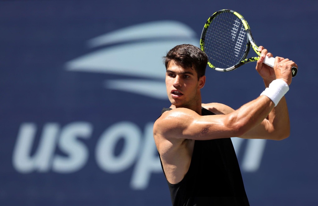 Alcaraz cần 4 set để vượt qua vòng một US Open 2024 - 1 Alcaraz cần 4 set để vượt qua vòng một US Open 2024 - 1