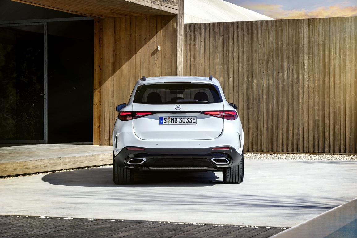 Mercedes-Benz GLC 2023 thay đổi ít nhưng quan trọng - 12 Mercedes-Benz GLC 2023 thay đổi ít nhưng quan trọng - 12