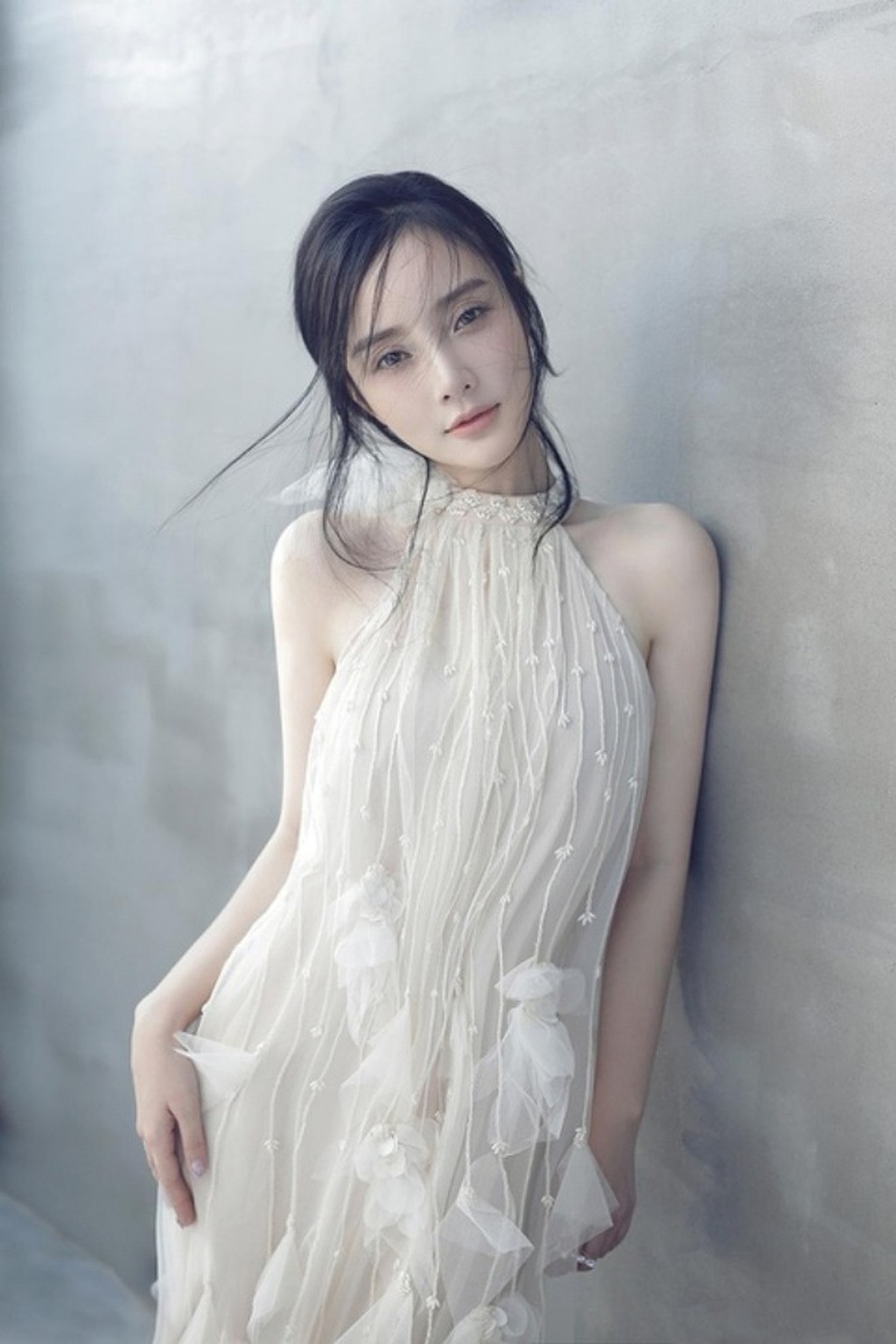 Lý Tiểu Lộ: Ảnh hậu bị tẩy chay, đuổi khỏi làng giải trí vì vướng bê bối - 2 Lý Tiểu Lộ: Ảnh hậu bị tẩy chay, đuổi khỏi làng giải trí vì vướng bê bối - 2