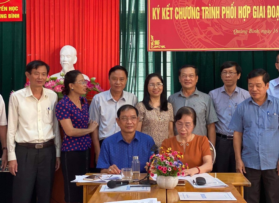 Quảng Bình: Vận động hơn 262 tỷ đồng quỹ khuyến học giai đoạn 2015-2020 - 2 Quảng Bình: Vận động hơn 262 tỷ đồng quỹ khuyến học giai đoạn 2015-2020 - 2