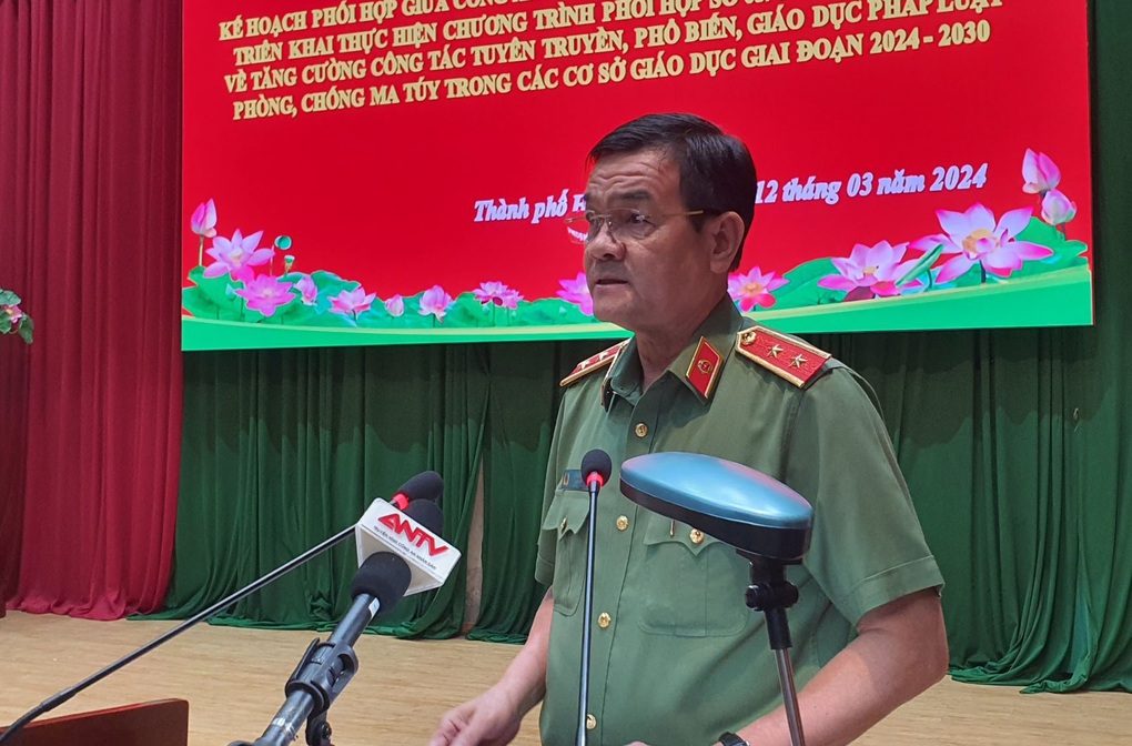 Tội phạm ma túy dùng nhiều phương thức, thủ đoạn lôi kéo học sinh - 1