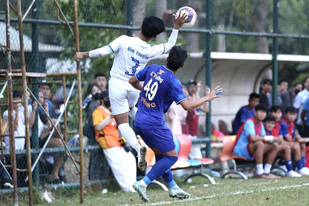 Thể Công Viettel và HAGL vào bán kết giải U19 Quốc gia 2024 - 2 Thể Công Viettel và HAGL vào bán kết giải U19 Quốc gia 2024 - 2