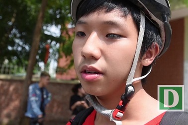 Thầy trò trường Lương Thế Vinh bày tỏ thương tiếc thầy Văn Như Cương