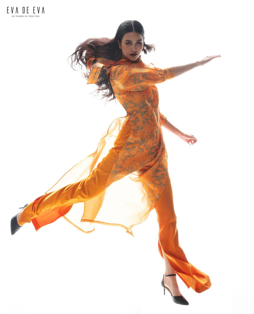 Bộ sưu tập đánh dấu 15 năm không ngừng tỏa sáng của Eva De Eva - 4 Bộ sưu tập đánh dấu 15 năm không ngừng tỏa sáng của Eva De Eva - 4